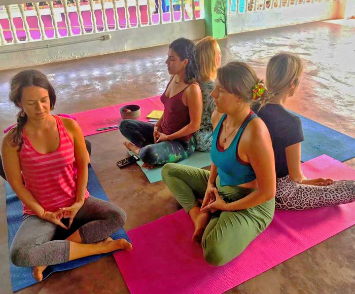 100 hour Yoga Teacher Training Goa | 100 hrs TTC India - AYM